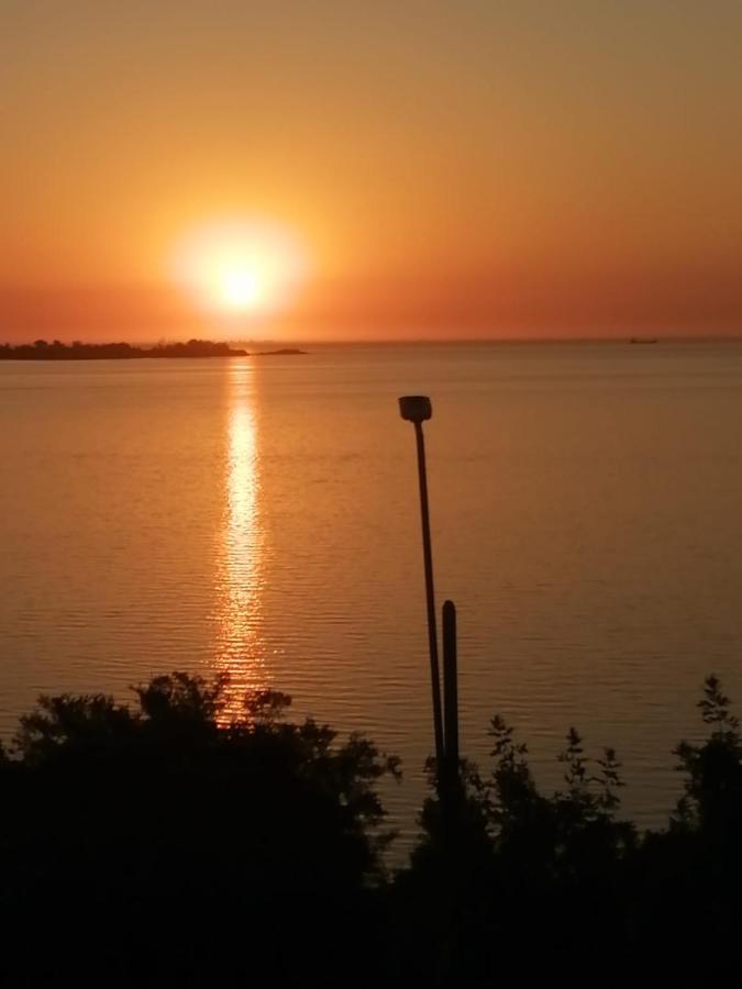 Luz De Jacinta Apartment Colonia del Sacramento Bagian luar foto